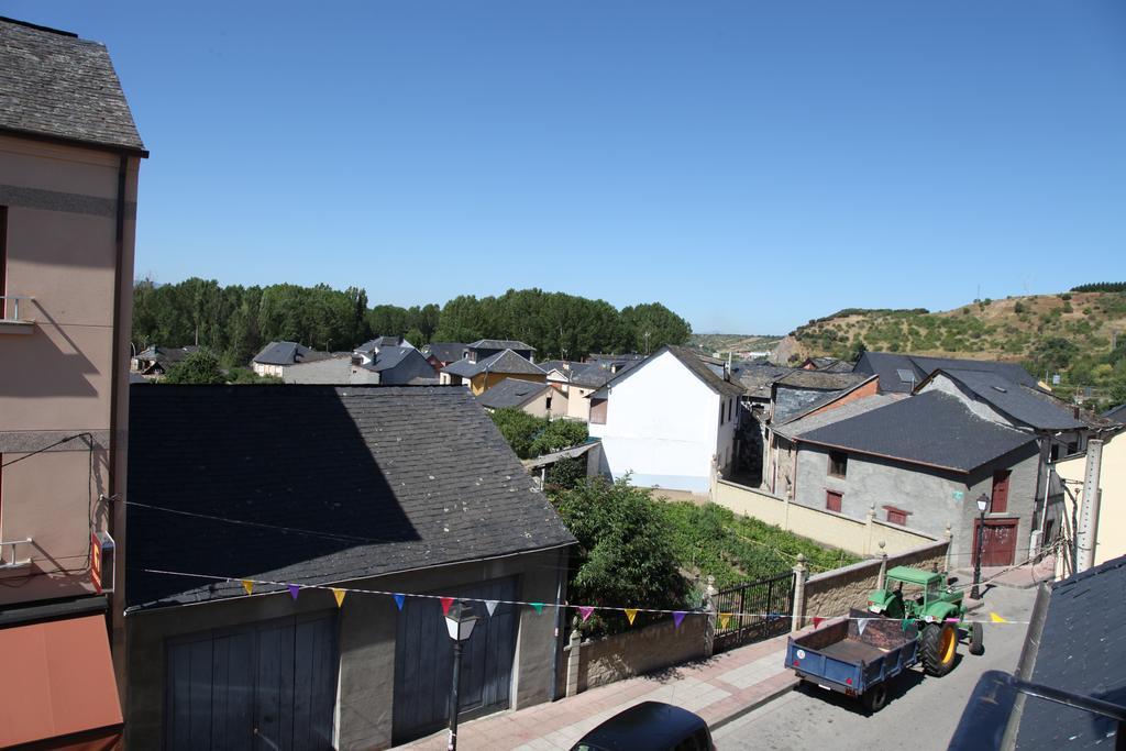 La Casina Del Pozo Villa Bembibre  Eksteriør billede